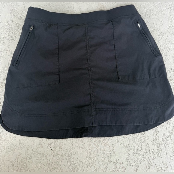 Reel Legends Women’s athletic Skort size Large with pockets black - Picture 1 of 3